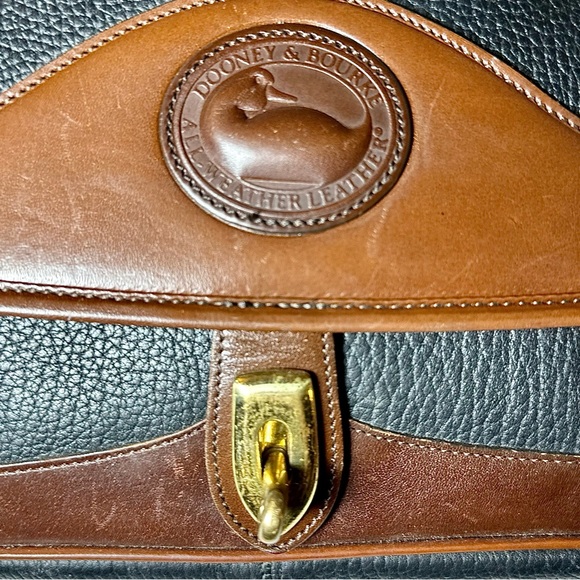 Vintage Dooney & Bourke Crossbody B6 978946 - Picture 13 of 13